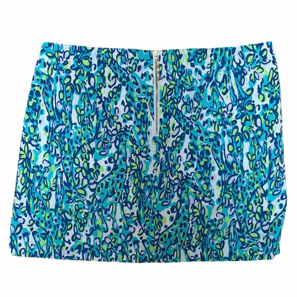 Lilly Pulitzer Blue Green and White Bamboo Skort - Picture 2 of 4